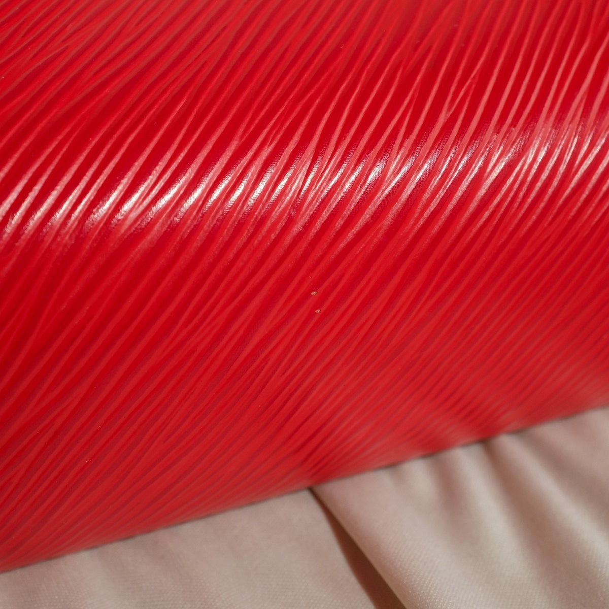Louis Vuitton Twist MM Crossbody Bag - Red Epi Leather, Silver Hardware