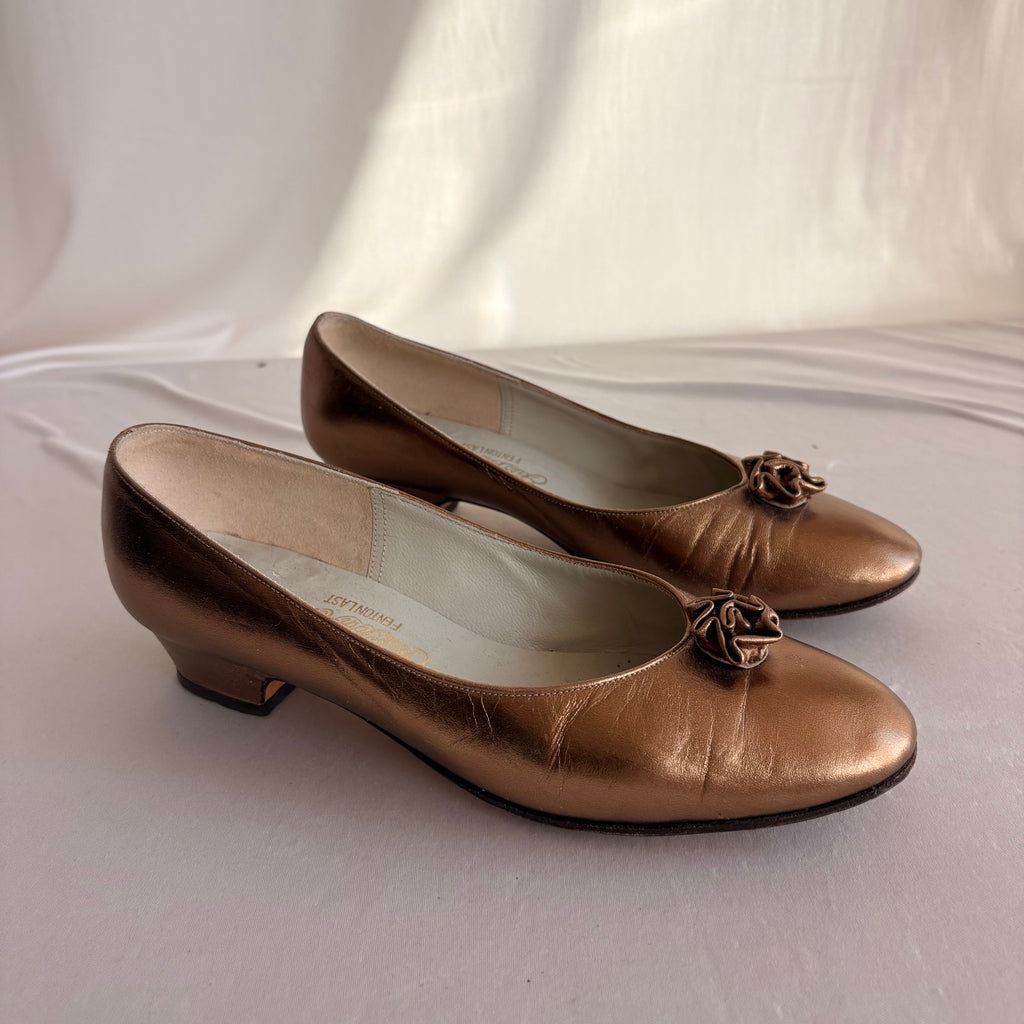 Vintage Gold Leather Round Toe Pumps - Leather Flower Detail, 1" Heel