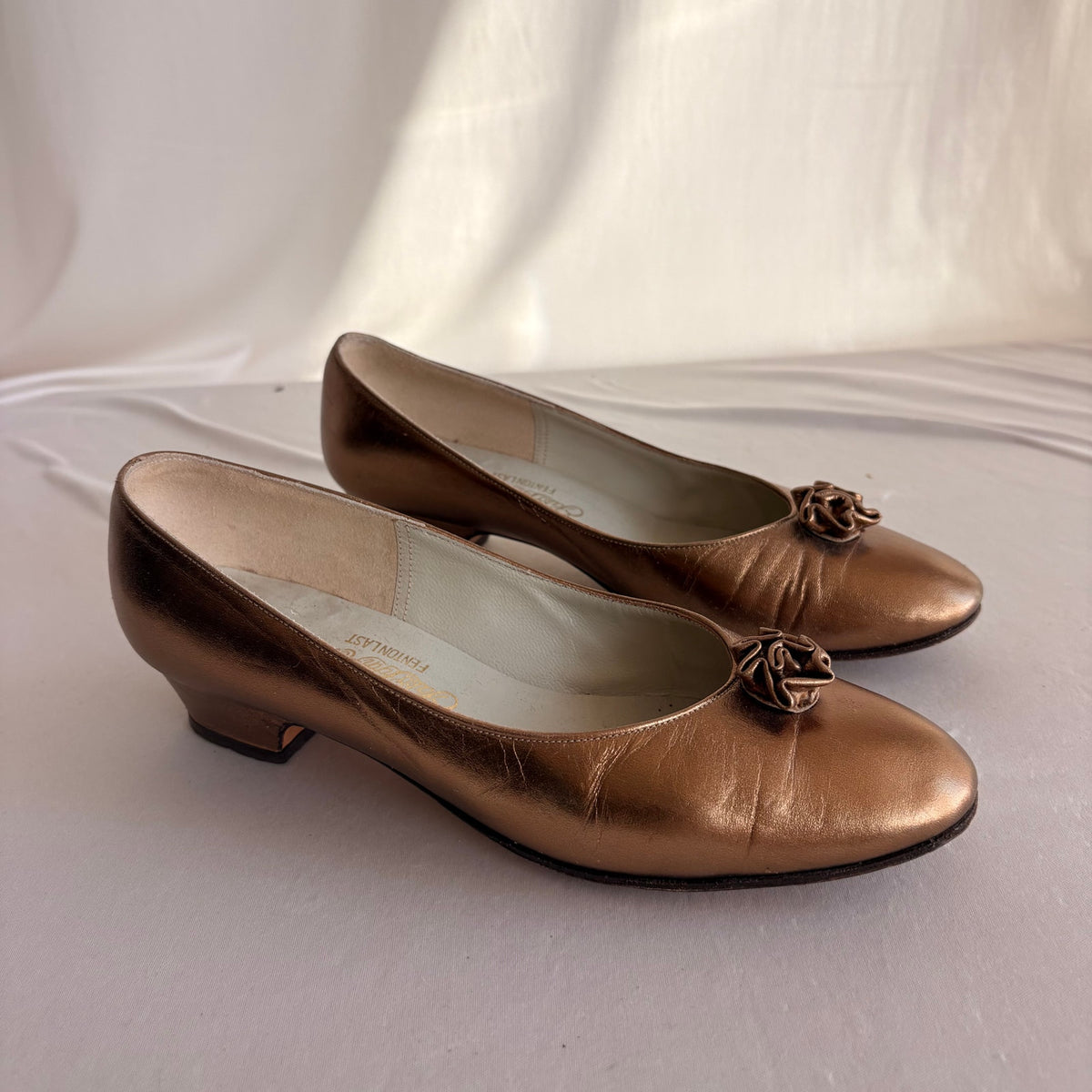 Vintage Gold Leather Round Toe Pumps - Leather Flower Detail, 1" Heel