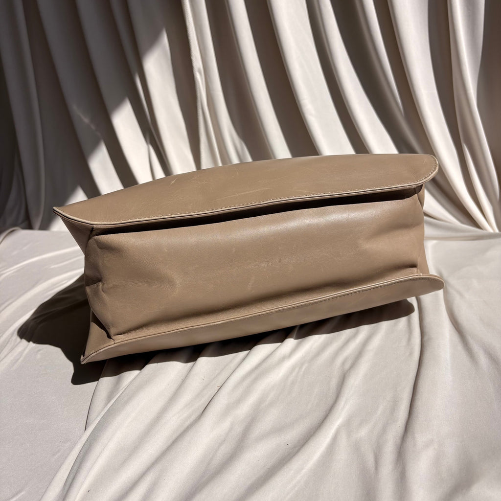 Gucci Tom Ford Era Beige Vitello Leather Shoulder Bag