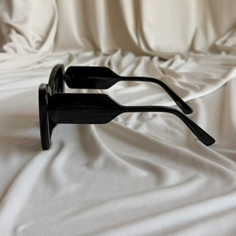 Oversized Black Cat-Eye Sunglasses - Chunky, Brand New