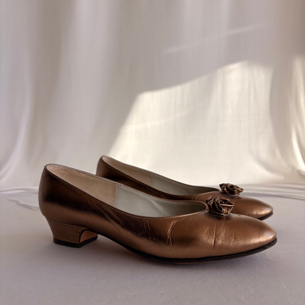 Vintage Gold Leather Round Toe Pumps - Leather Flower Detail, 1" Heel