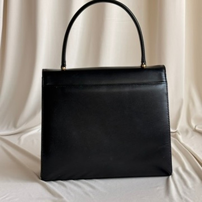Givenchy 4G Logo Leather Shoulder Bag - Black, Gold Hardware