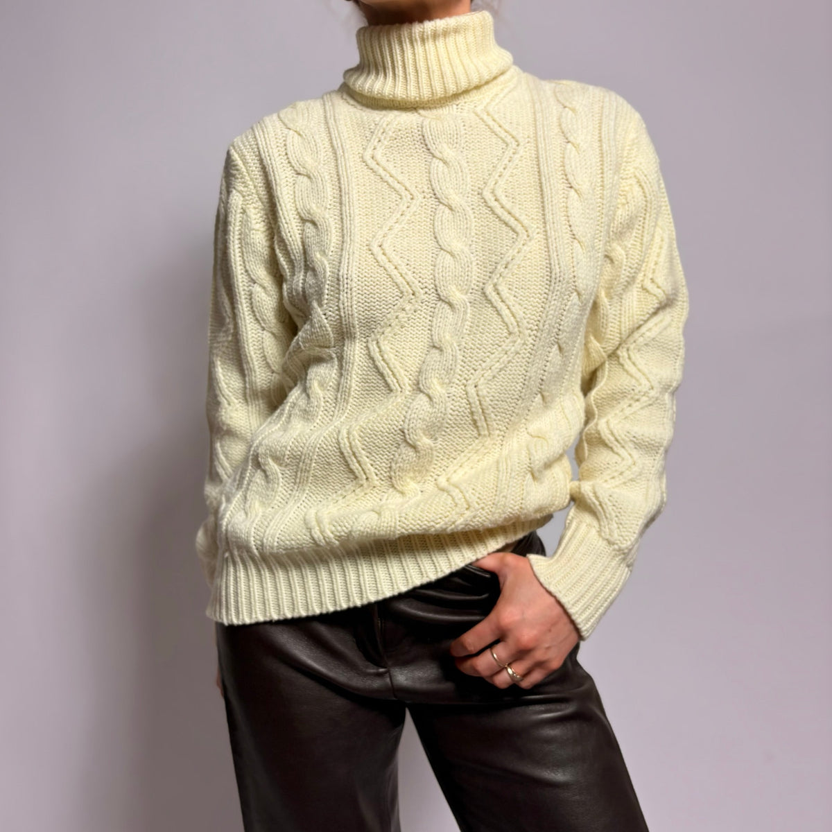 Vintage On Cue Cable Knit Turtleneck Sweater - Size Large