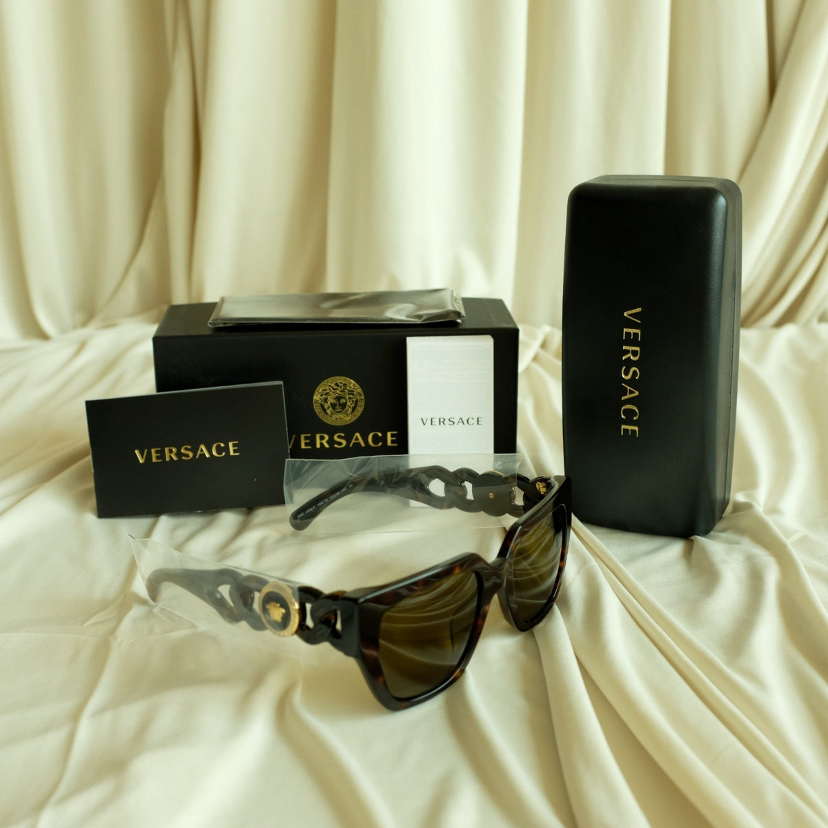 Versace Wayfarer Sunglasses - Dark Havana/Brown
