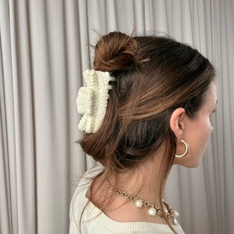 White Lace Embroidered Claw Clip - Vintage Bridal, 4"