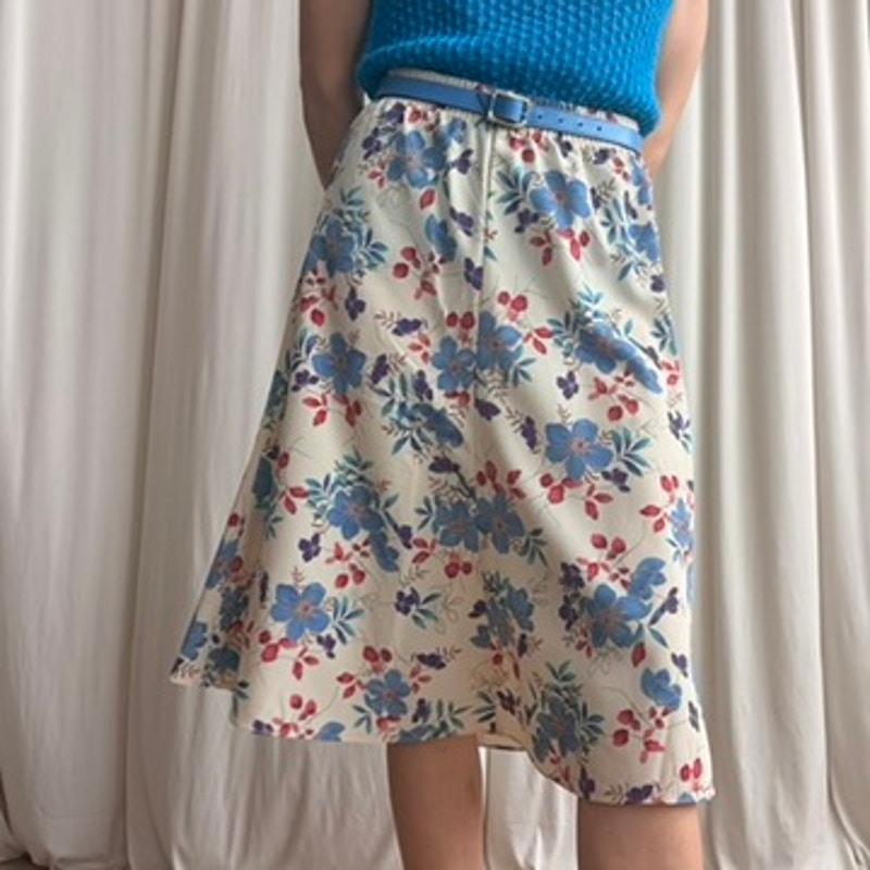 Maggie Sweet Floral Midi - Cream, Blue & Pink - Petite Large
