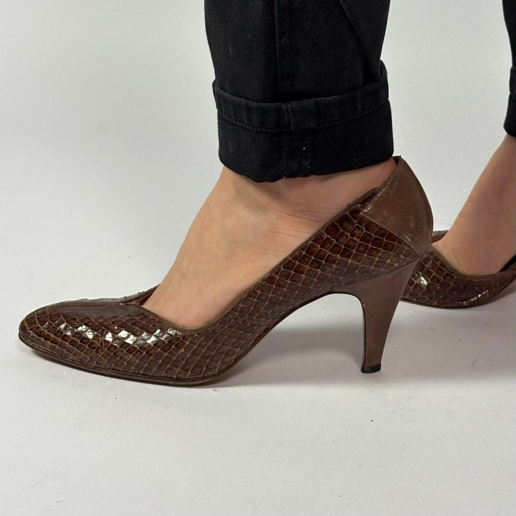 Evan Picone Brown Snakeskin Pumps - Round Toe, 3" Heel, Size 8.5 (Fits Narrow/7.5)