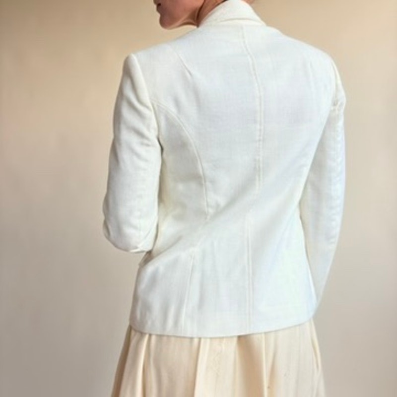 The Villager White Blazer - Size 4