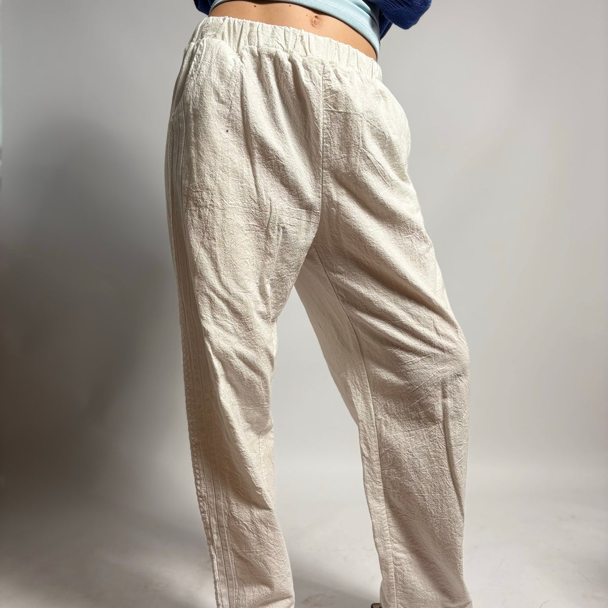 White Straight Leg Pants with Athletic Stripes - Label Large (Fits Small)