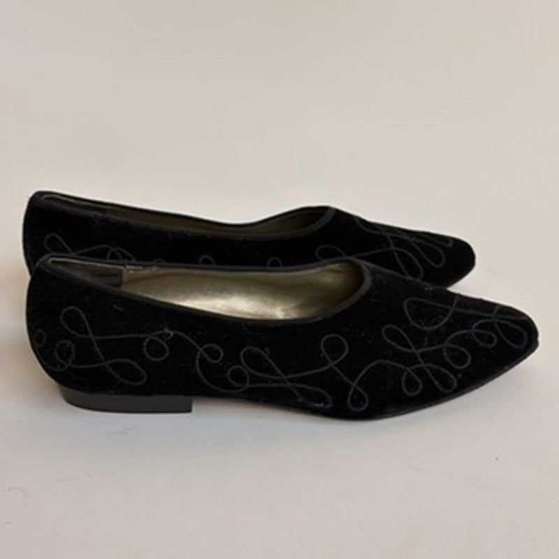 Sesto Meucci Black Velvet Loafers - Embroidery, Italian Craftsmanship, Size 7.5