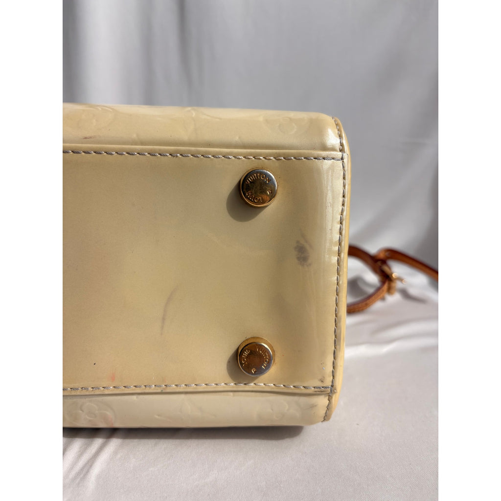Louis Vuitton Brea GM Bag - Blanc Corail