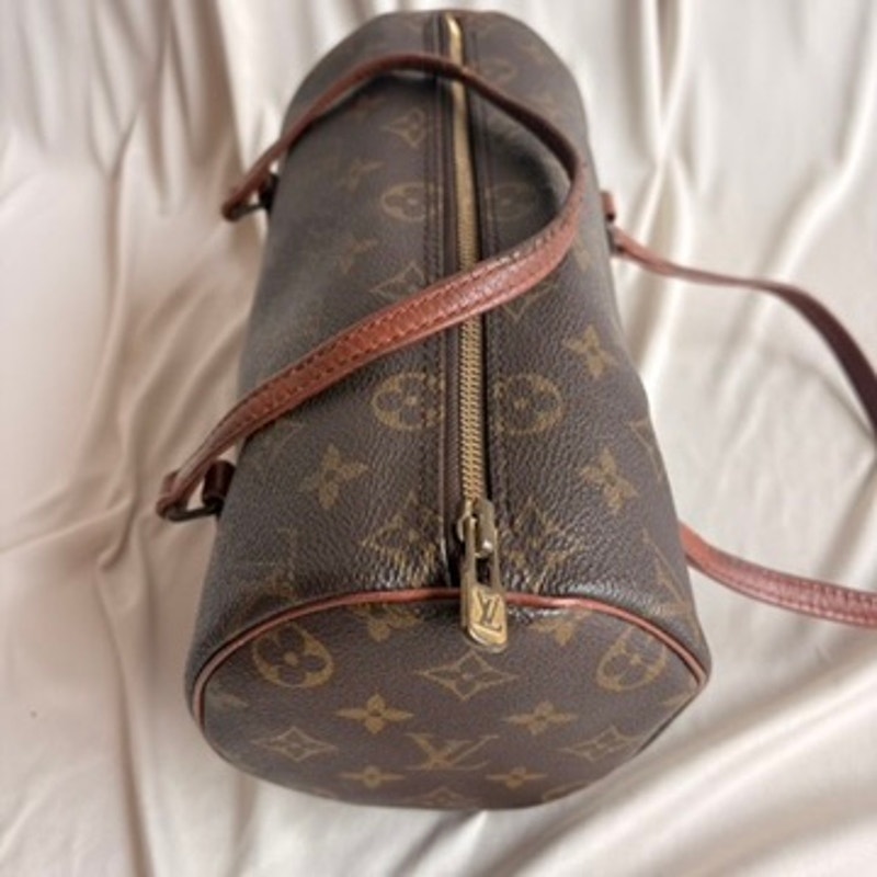 Vintage Louis Vuitton 1988 Monogram Papillon 26 Bag