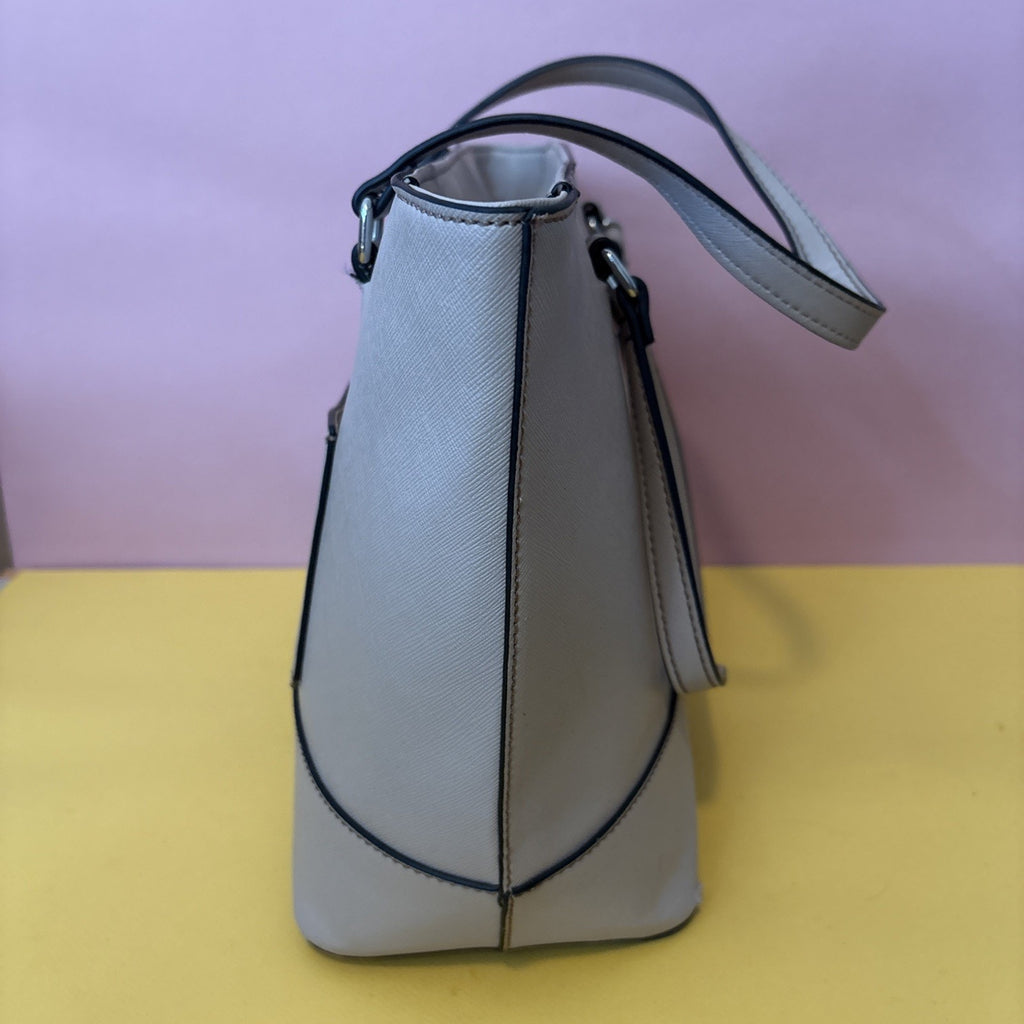 Guess Los Angeles Taupe Classic Rodney Handbag Size Large