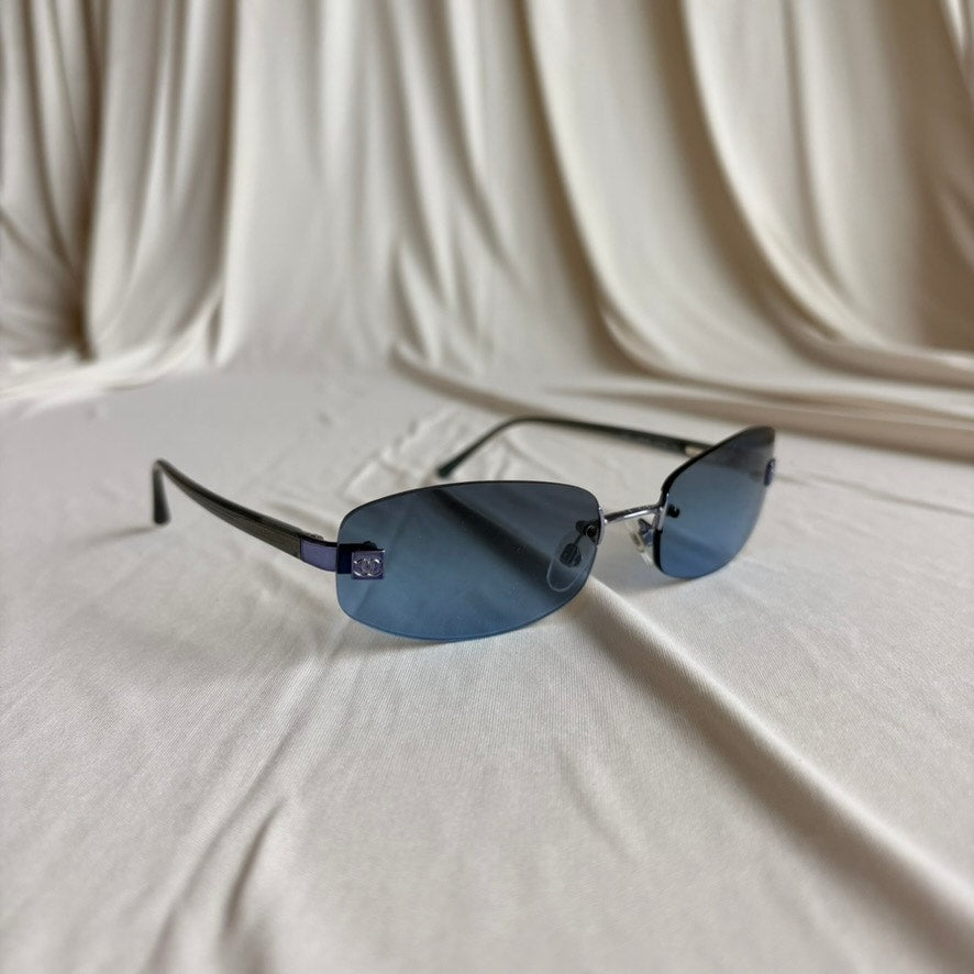 Vintage Chanel 4002 Rimless Sunglasses - Light Blue Gradient, Silver CC Logo