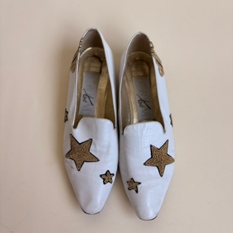 Joan & David Star Loafers - White Leather, Gold Star, Made in Italy, Size 7.5