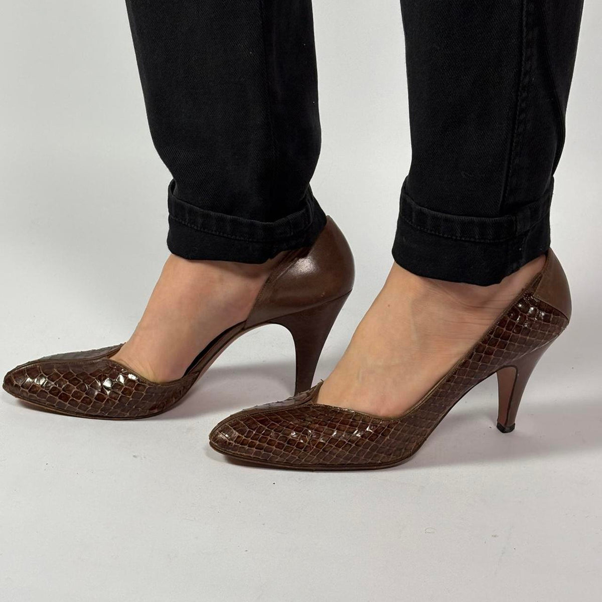 Evan Picone Brown Snakeskin Pumps - Round Toe, 3" Heel, Size 8.5 (Fits Narrow/7.5)