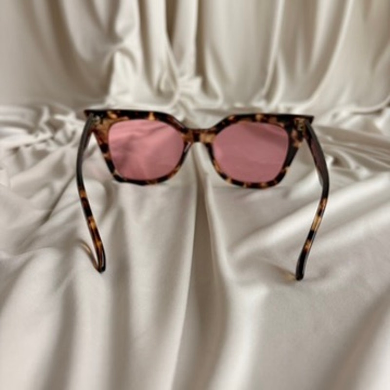 Oversized Tortoise Cat-Eye Sunglasses - Pink Lenses, Statement