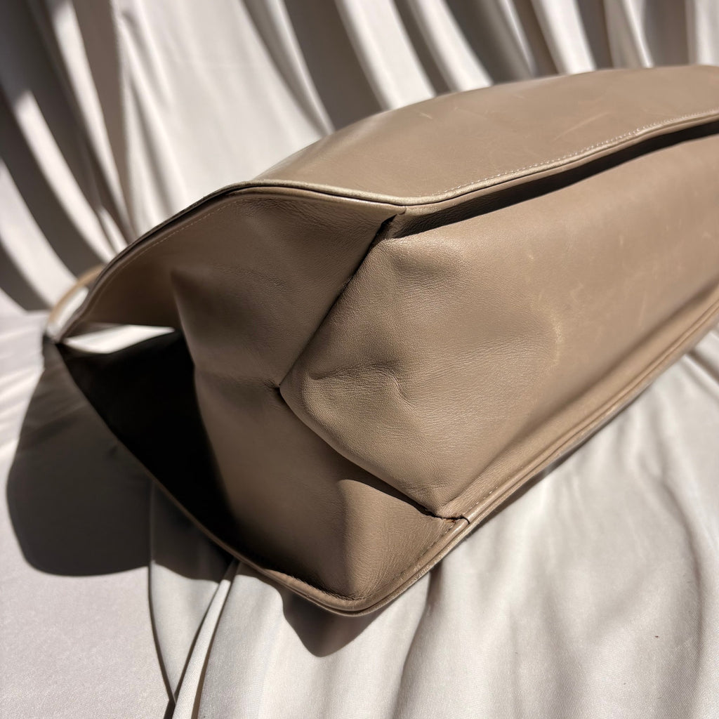 Gucci Tom Ford Era Beige Vitello Leather Shoulder Bag