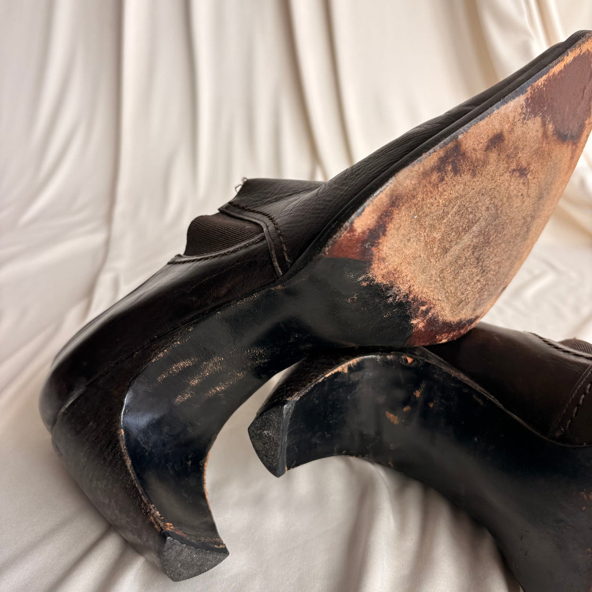 Vintage Stuart Weitzman Brown Leather Ankle Booties - Curved Heel, 7.5