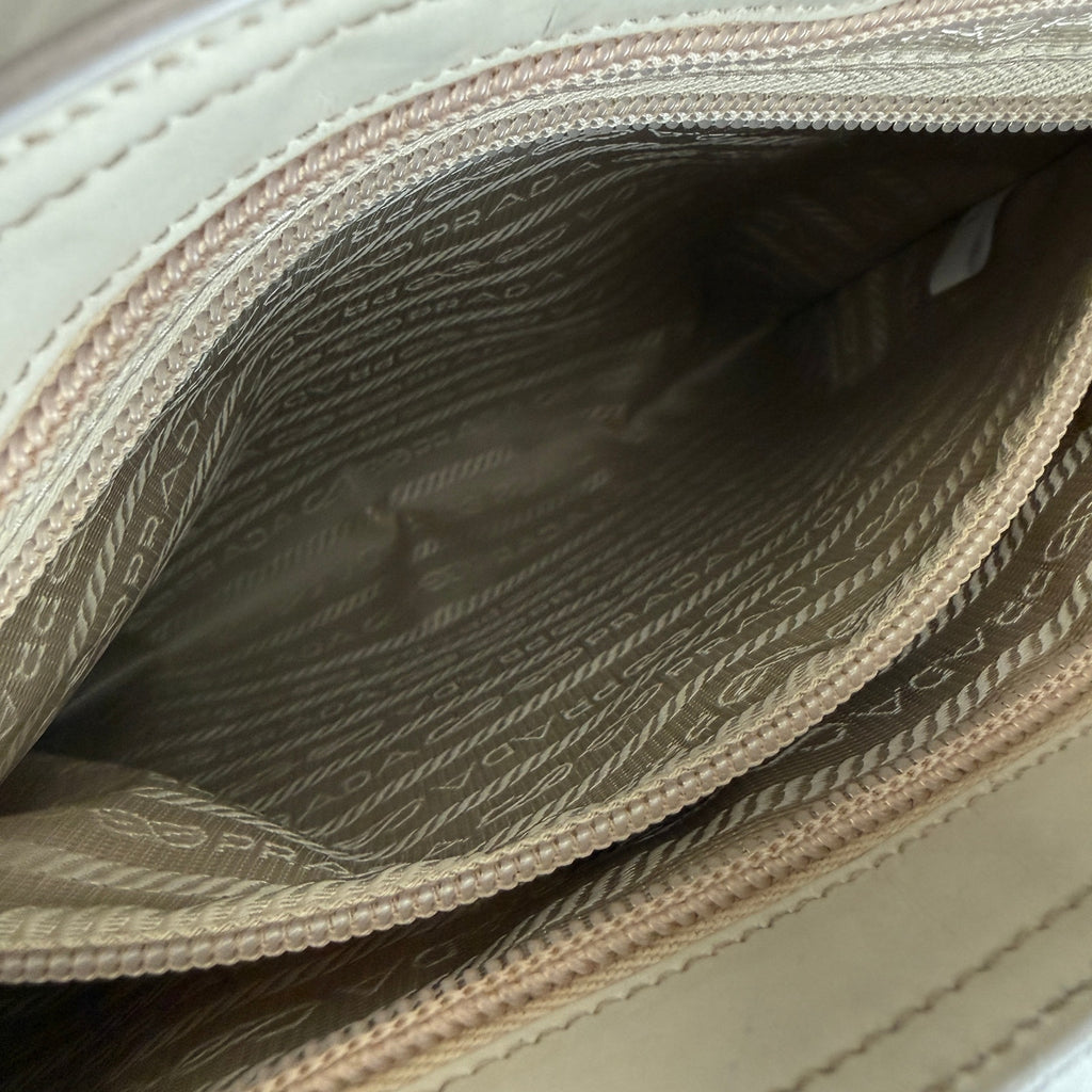 Vintage Prada Vitello Catena Tote Bag - Ivory Calfskin