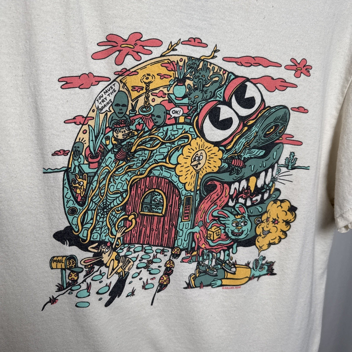 Killer Acid Limited Edition Cream short sleeve graphic shirt SIZE Medium