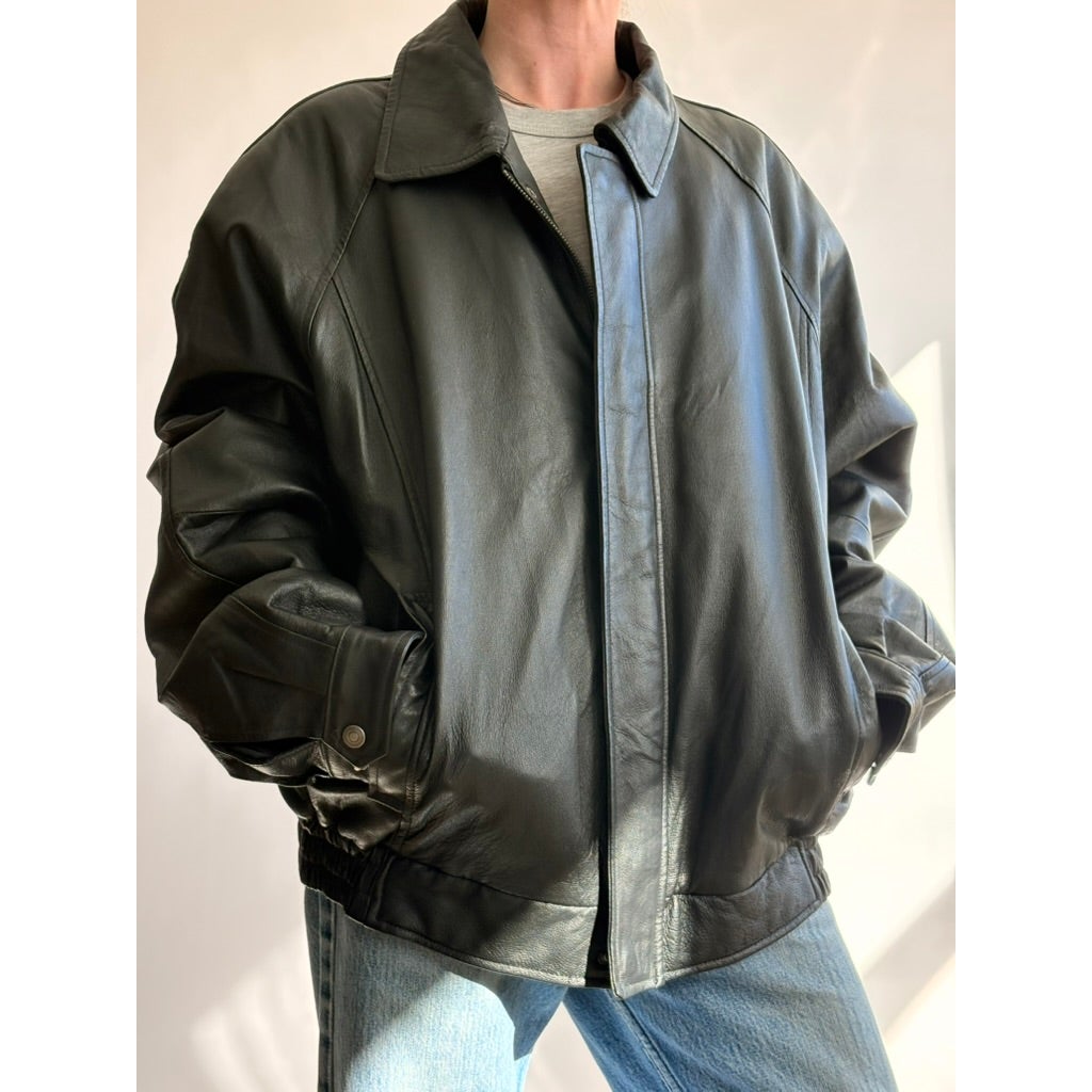 Vintage 90s North Crest Black Leather Bomber Jacket -large
