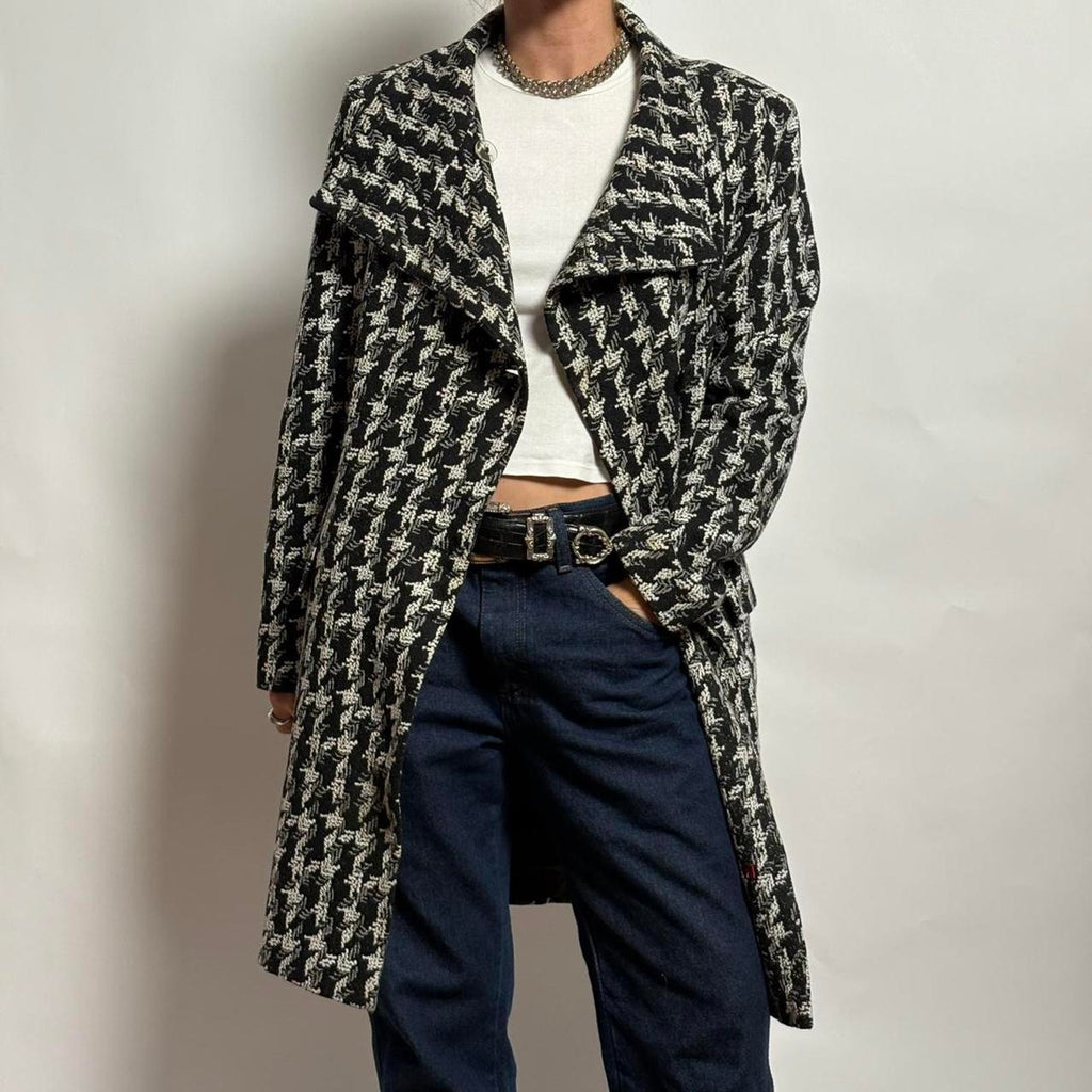 Le Château Canadian Houndstooth Coat - Small