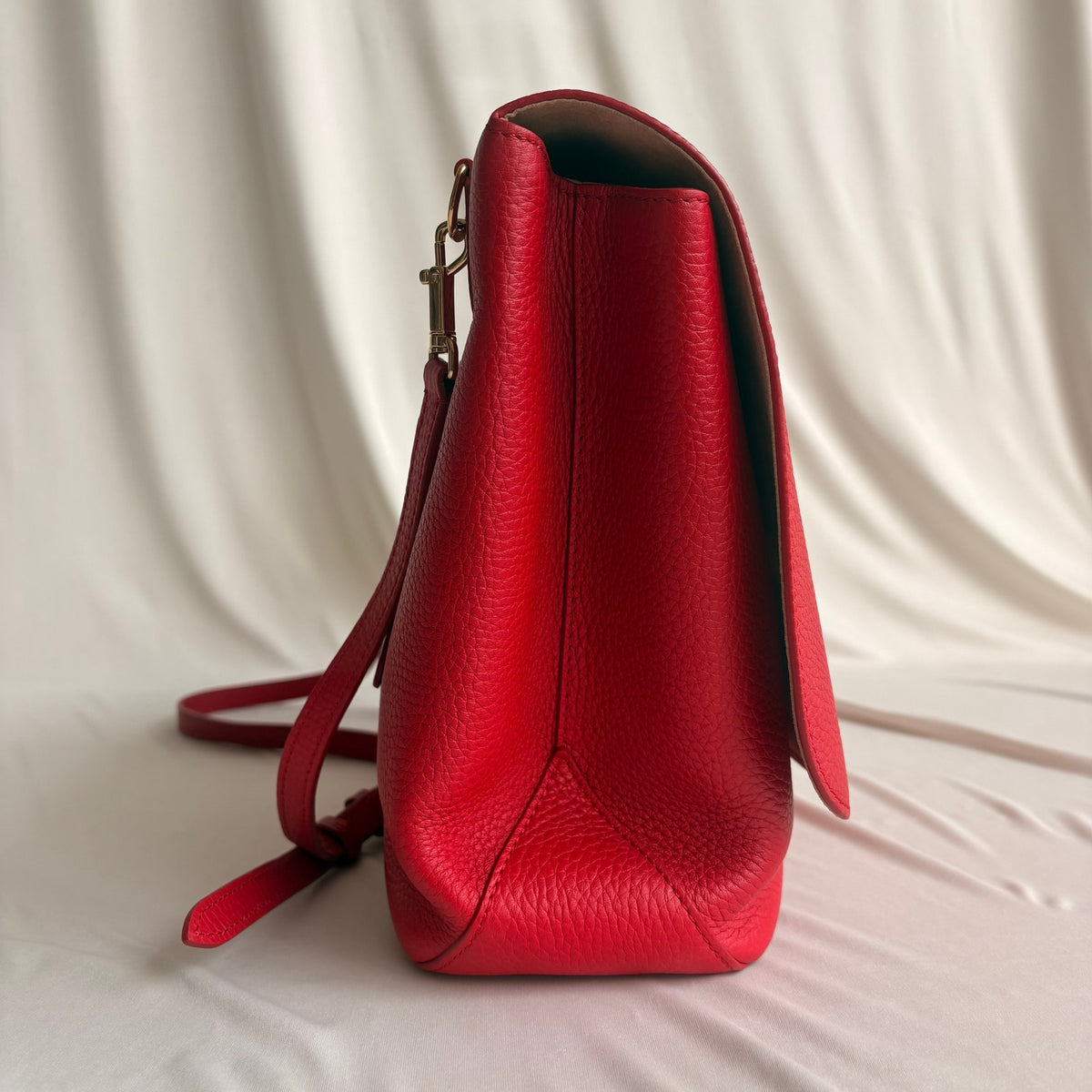Louis Vuitton Volta Taurillon Coquelicot Red Leather Shoulder Bag